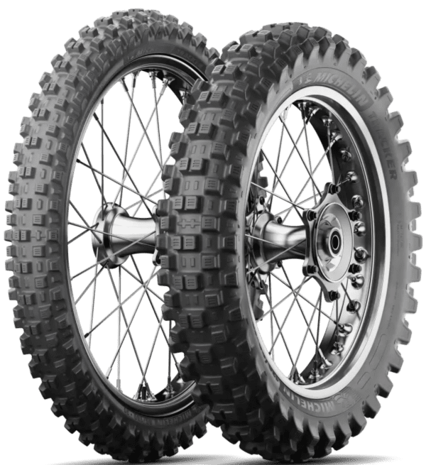 140/80R18 70R Michelin TRACKER