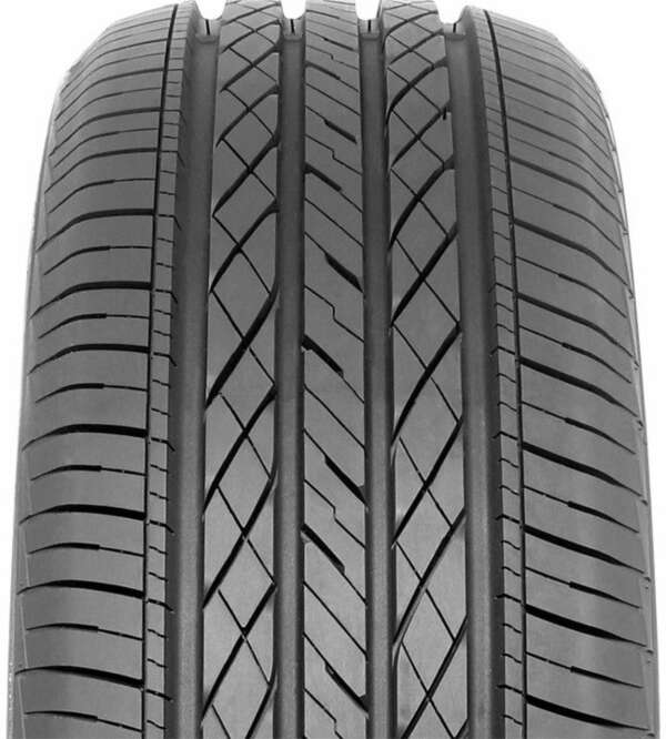 215/70R16 100H Tracmax X PRIVILO H/T